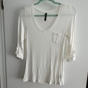 Womens T-shirt style 3/4 sleeve top